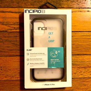INCIPIO ELAN iPhone 11 Pro case frosted w/Blk